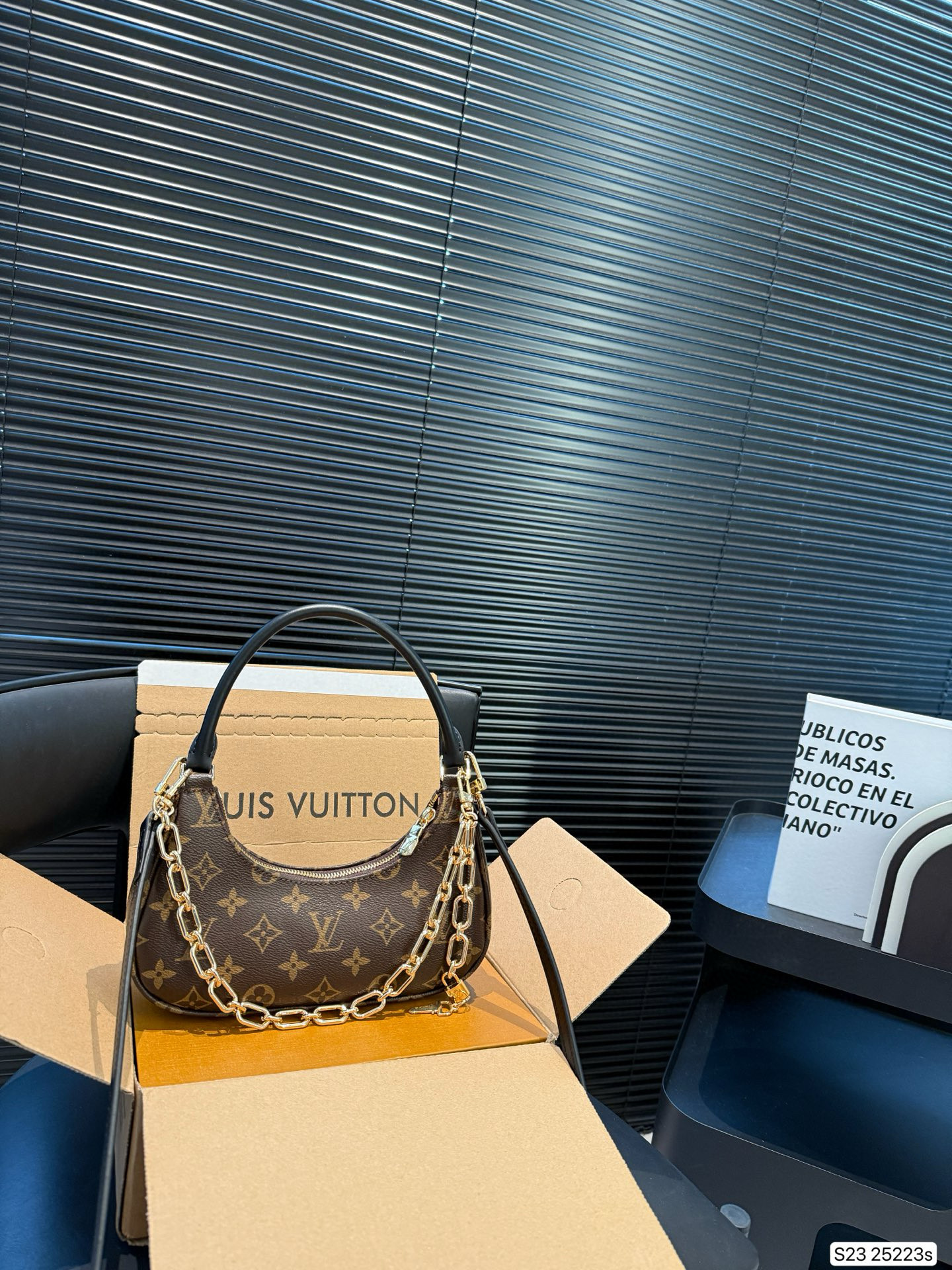 LV 69.99$  code 306-7598-R gallery
