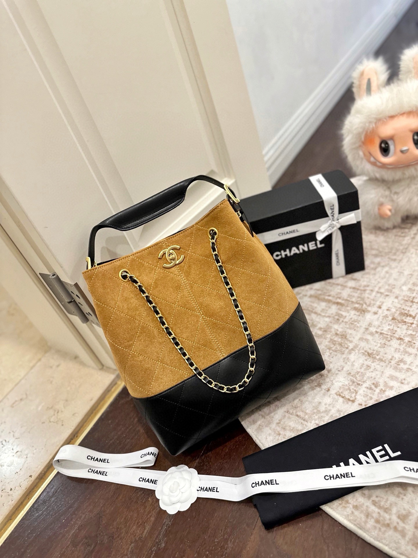 LV65.99$  CODE 306-7589-R gallery
