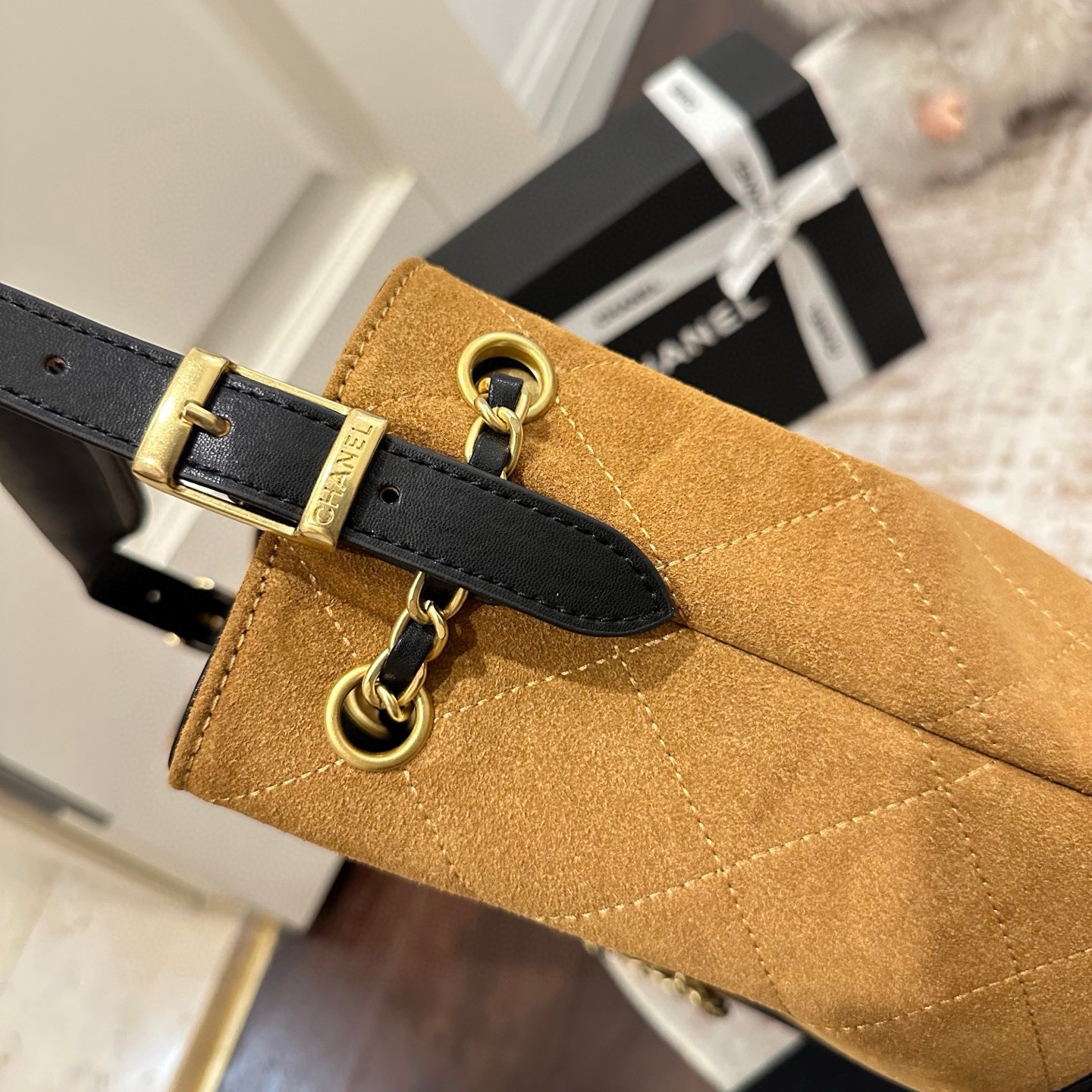 LV65.99$  CODE 306-7589-R gallery