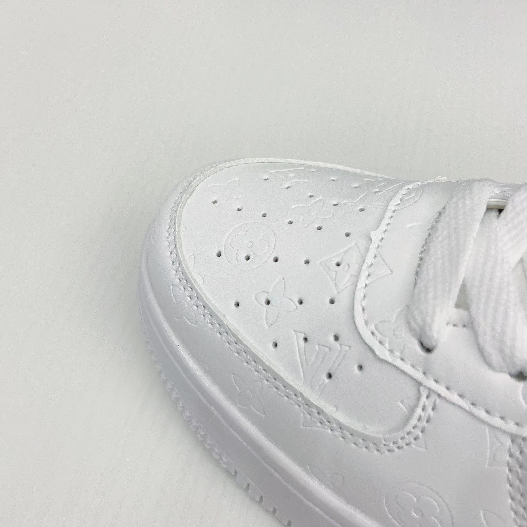 Louis Vuitton /NIKE 28.99$  code 508-6644-R gallery