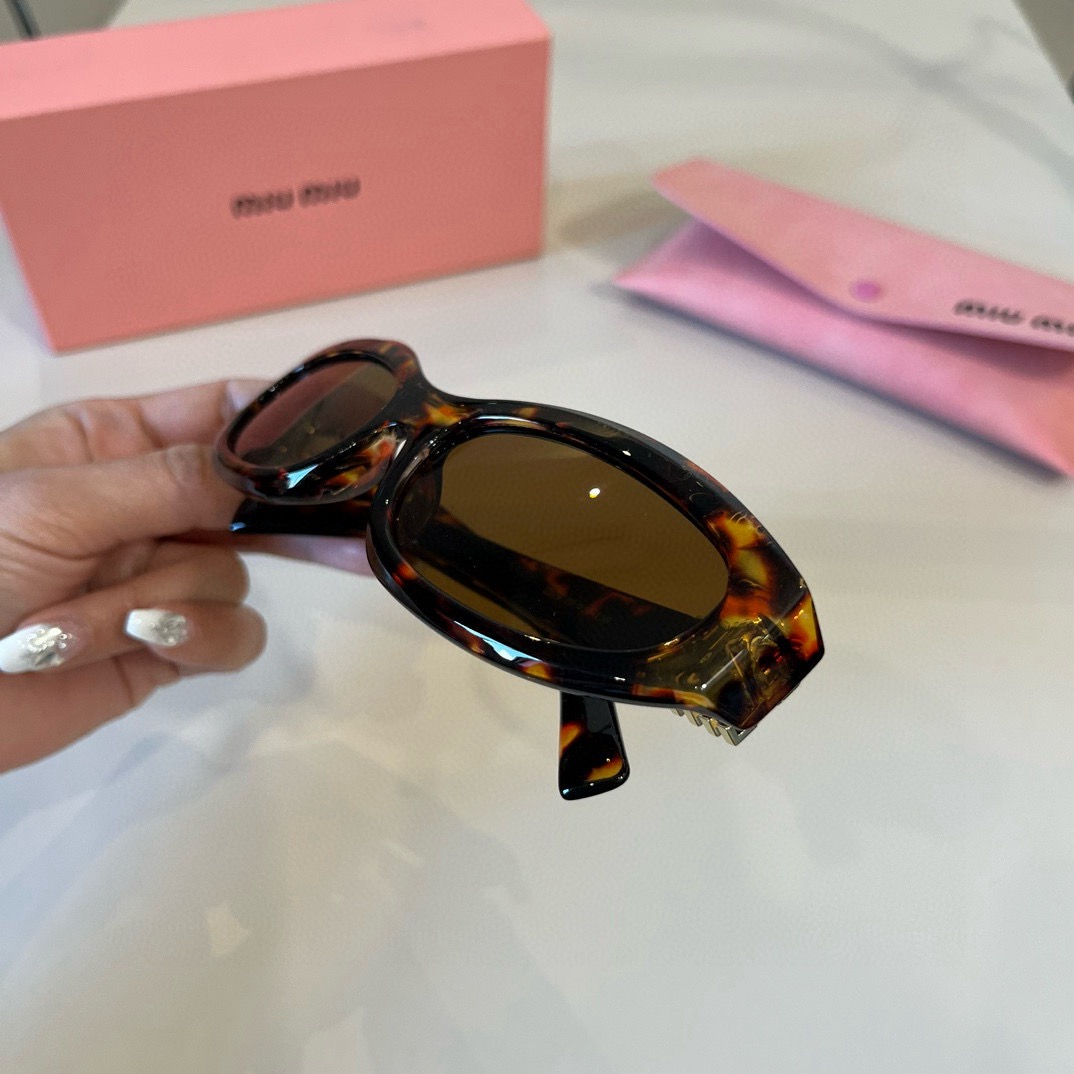 MIUMIU 27.99$  code 314-7476-R gallery
