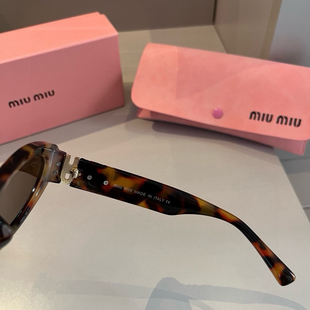 MIUMIU 27.99$  code 314-7476-R gallery