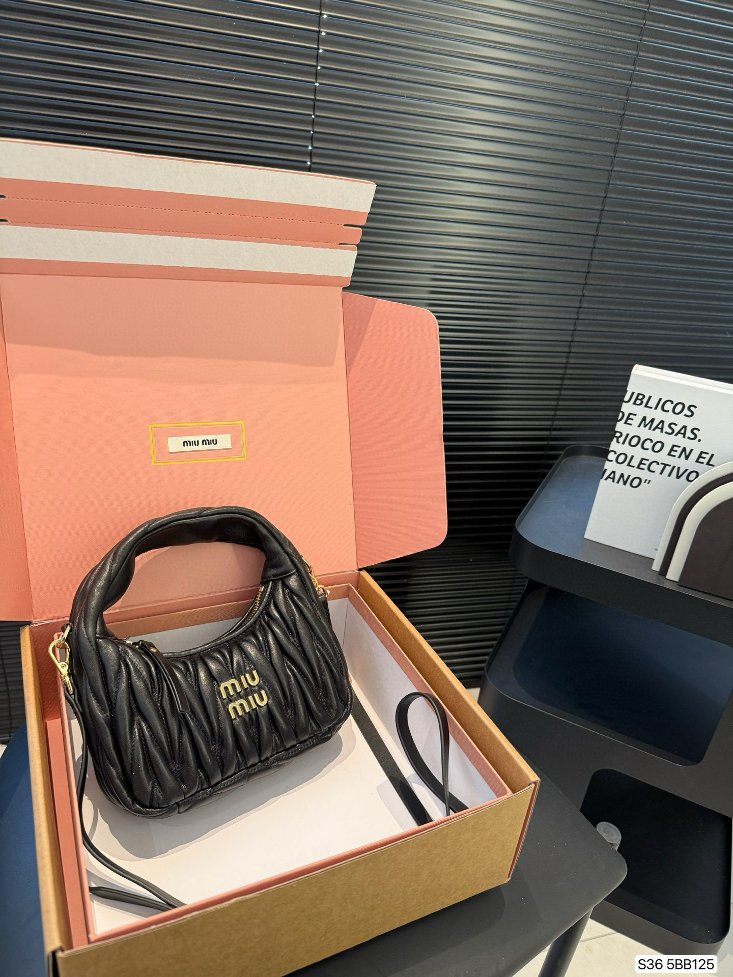 MIUMIU 77.56$   code 294-7458-R gallery
