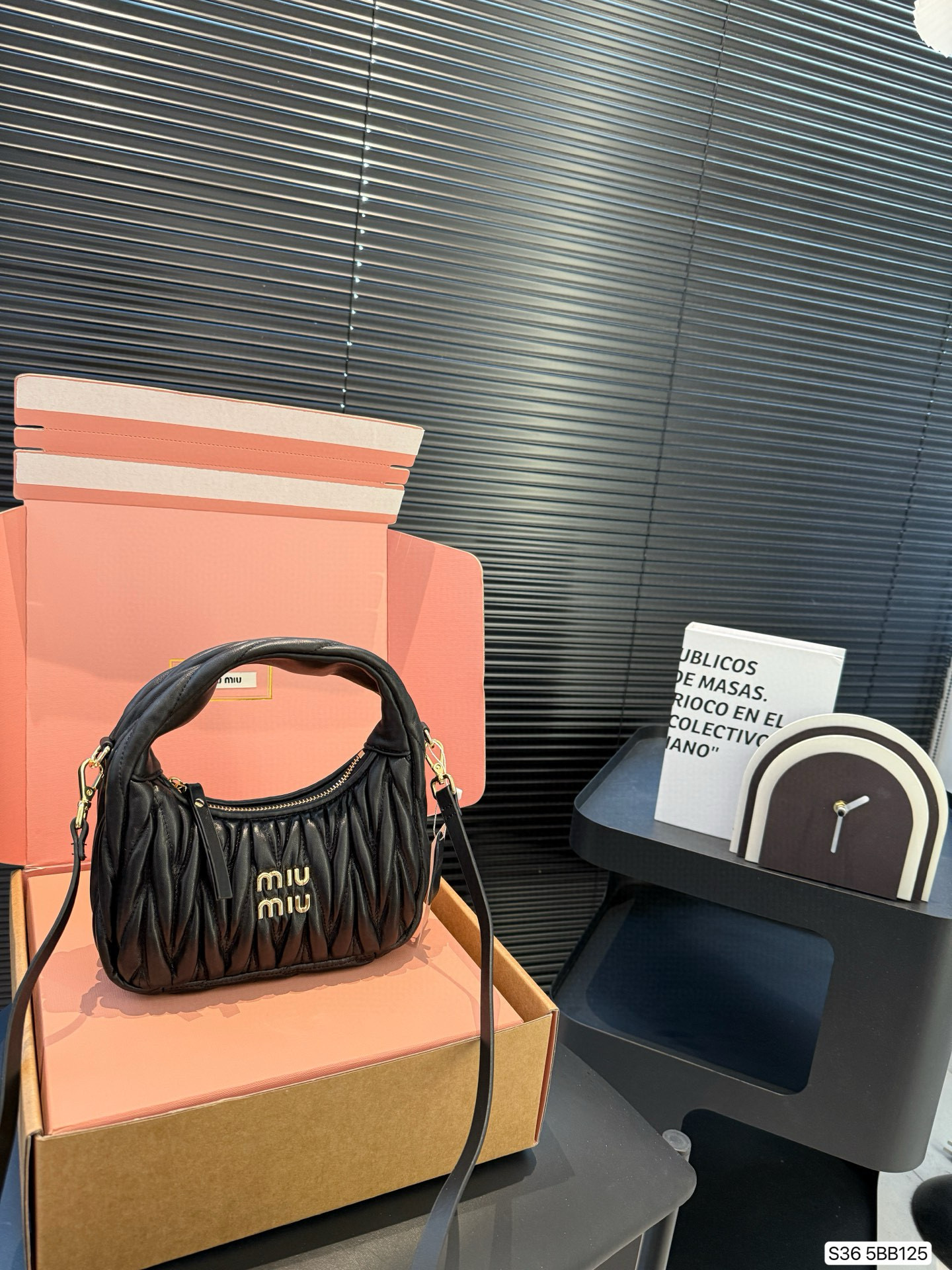 MIUMIU 77.56$   code 294-7458-R gallery