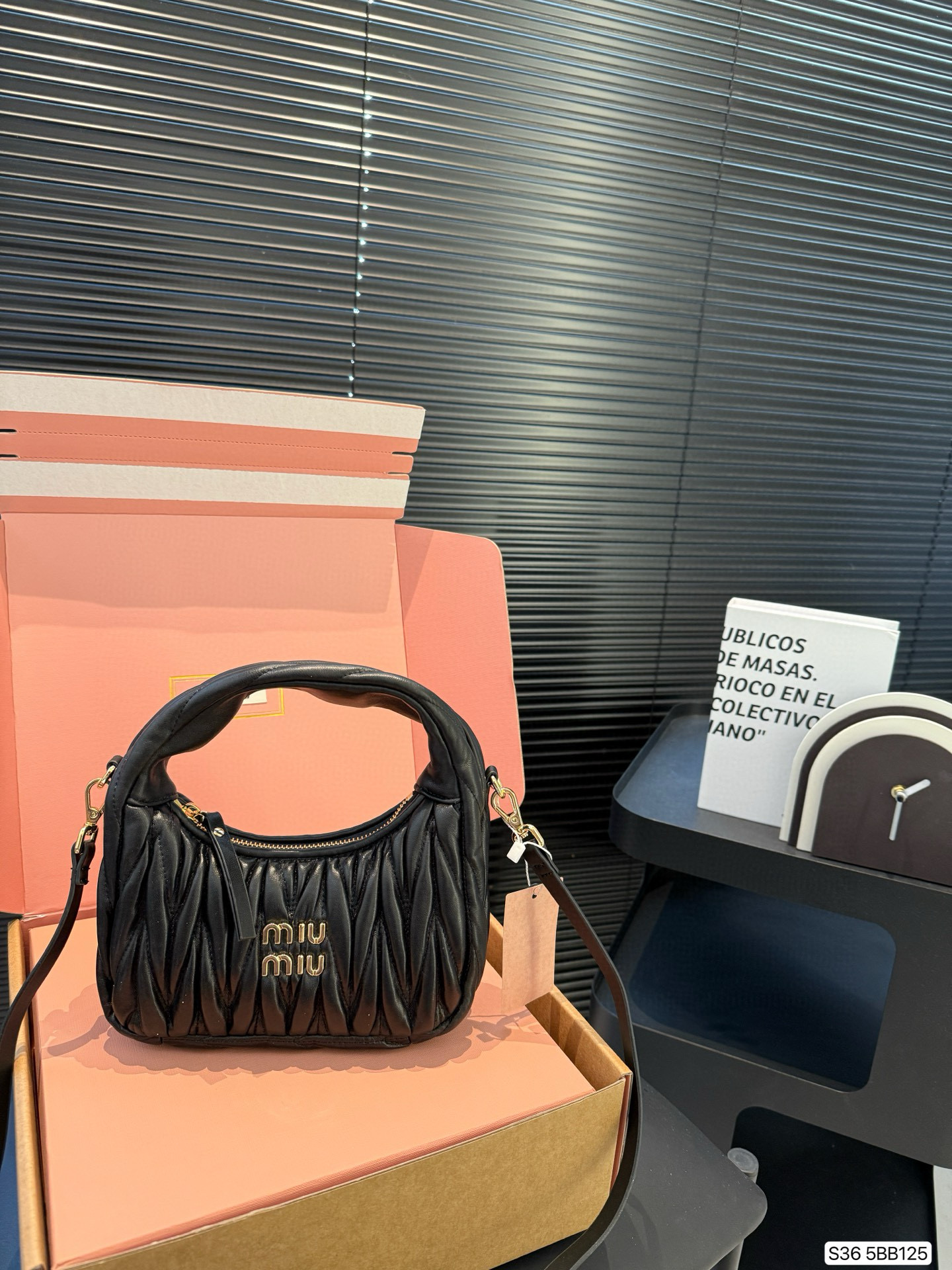MIUMIU 77.56$   code 294-7458-R gallery