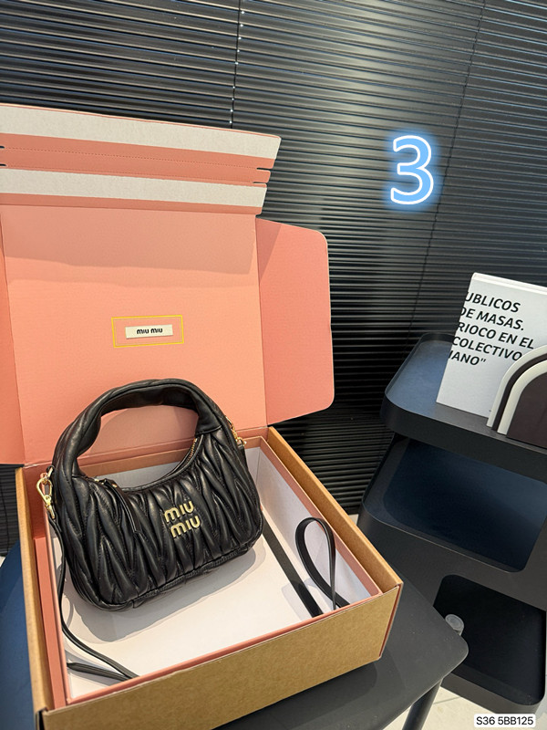 MIUMIU 77.56$   code 294-7458-R gallery