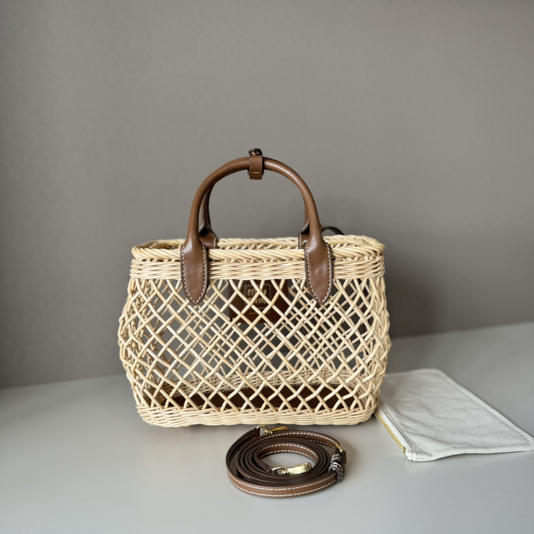 MIUMIU 89$ code 306-7479-R gallery