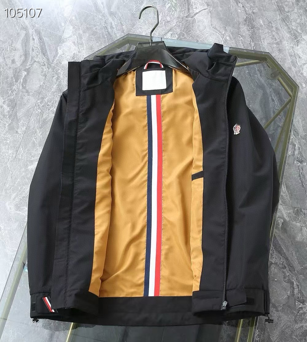 Moncler  65.66$  CODE 420-7623-R gallery