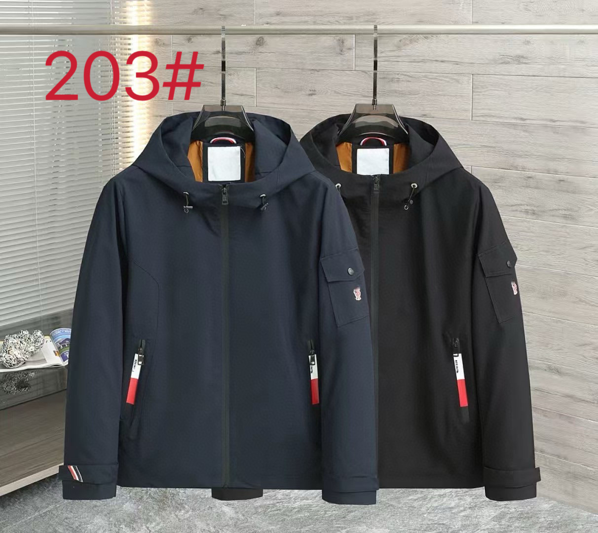 Moncler  65.66$  CODE 420-7624-R gallery