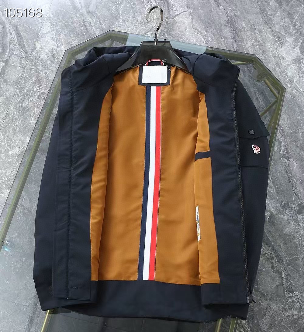 Moncler  65.66$  CODE 420-7624-R gallery