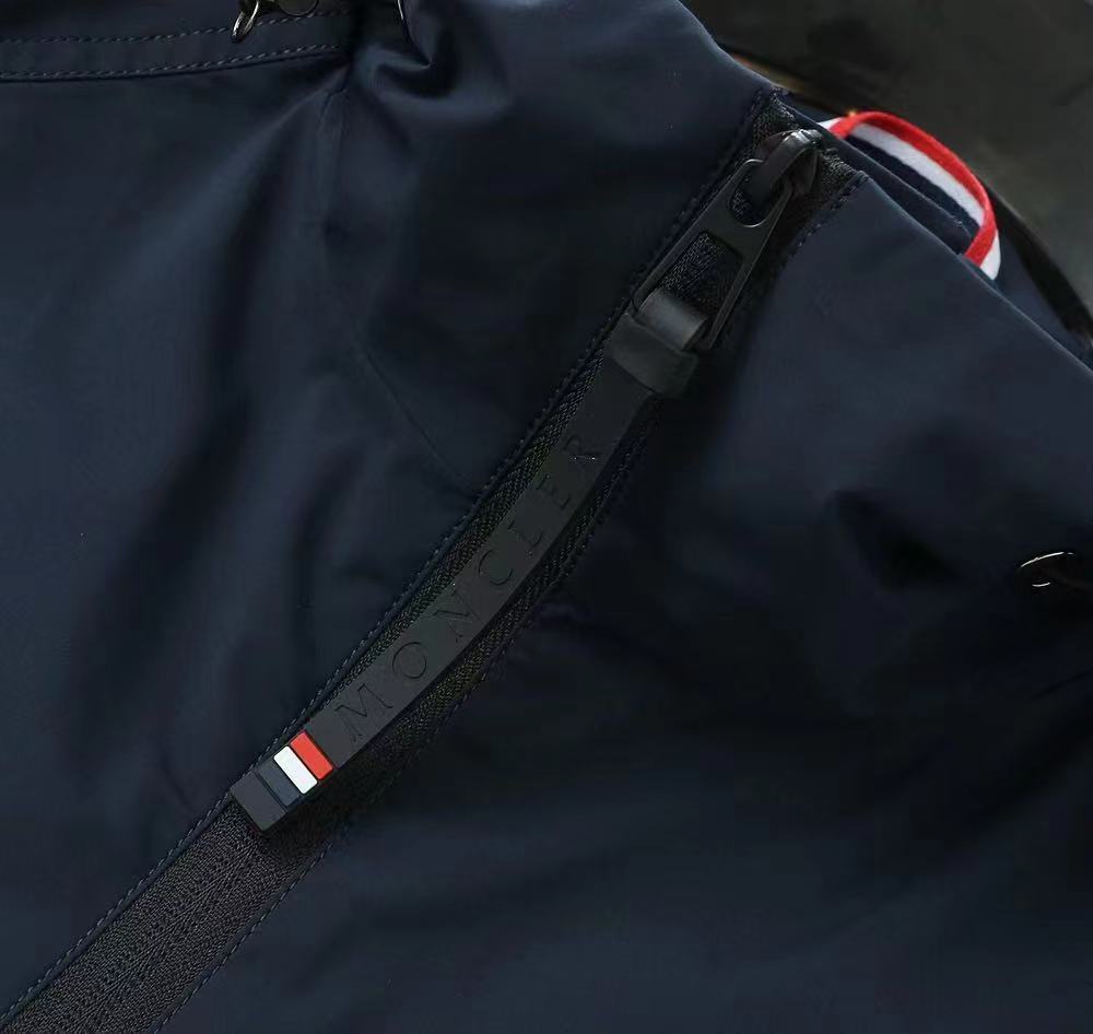 Moncler  65.66$  CODE 420-7626-R gallery