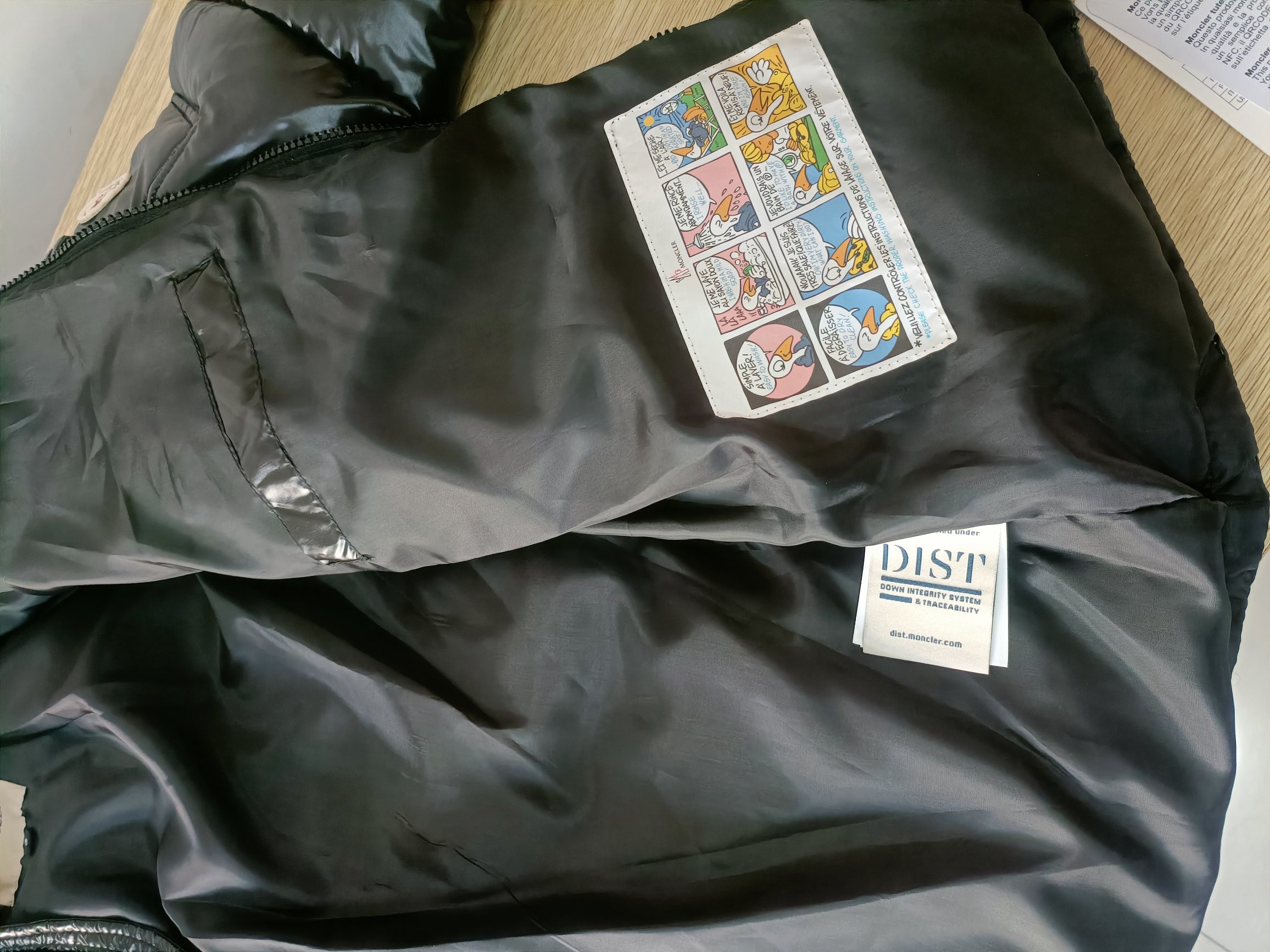 Moncler 49.99$   code 417-7638-R gallery