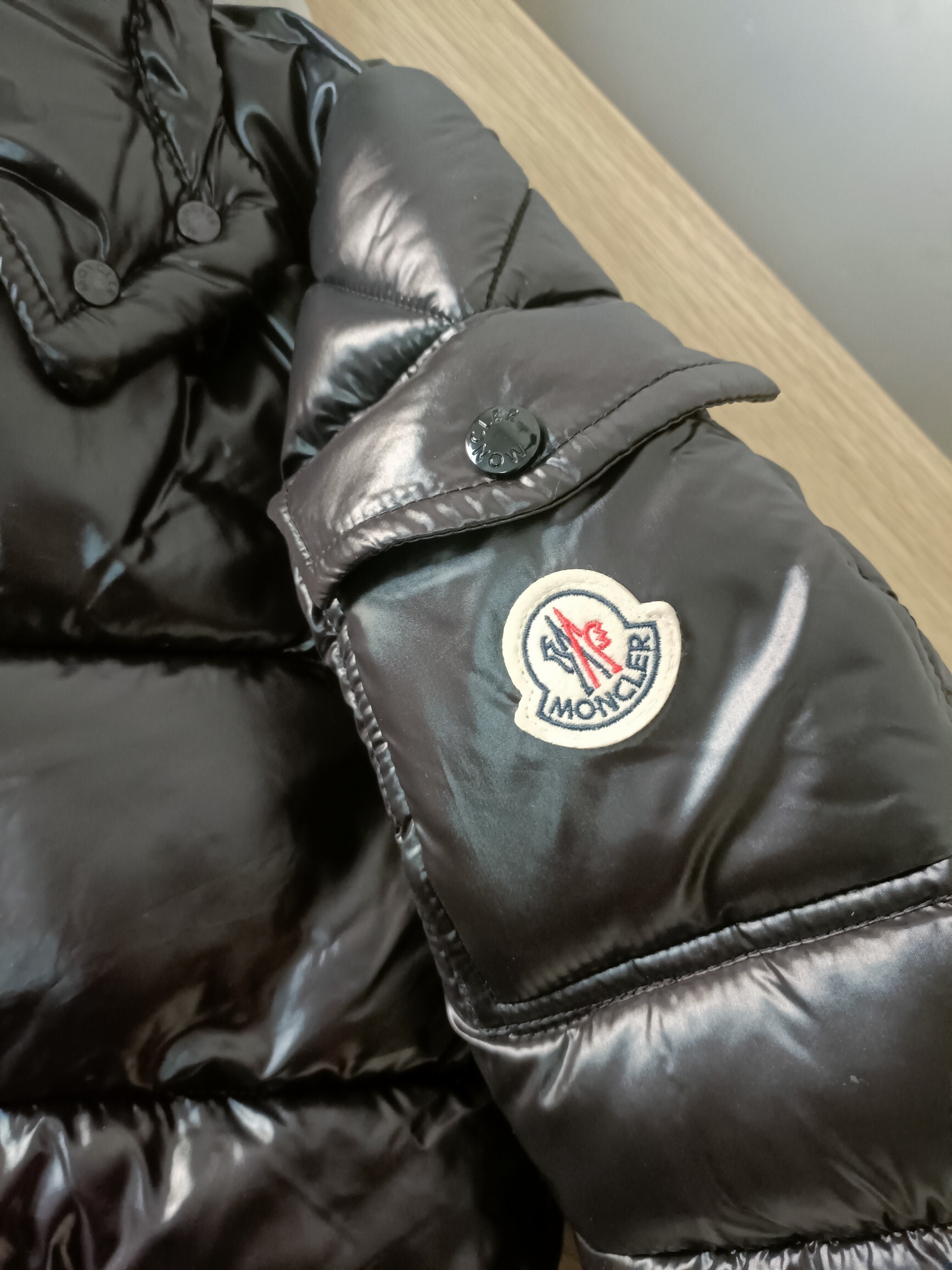 Moncler 49.99$   code 417-7638-R gallery