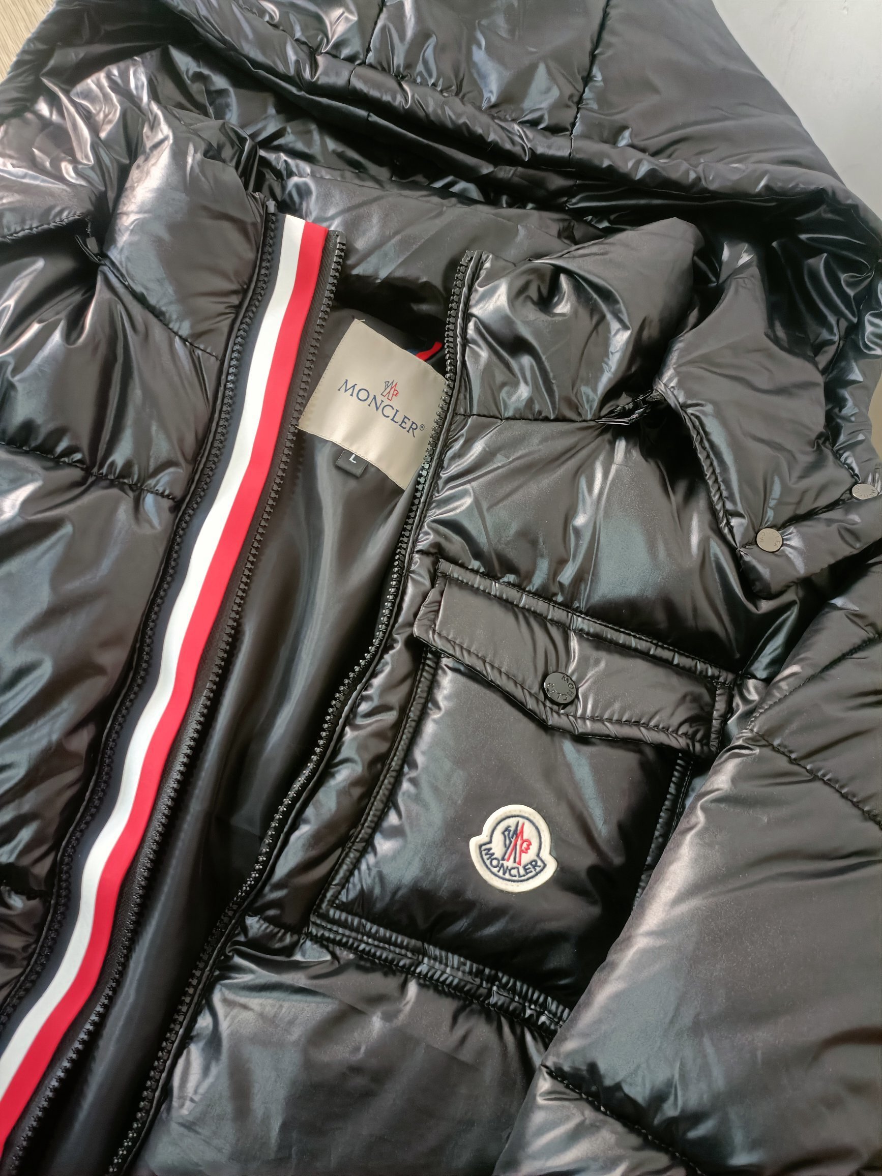 Moncler 55.99$  code 417-7637-R gallery