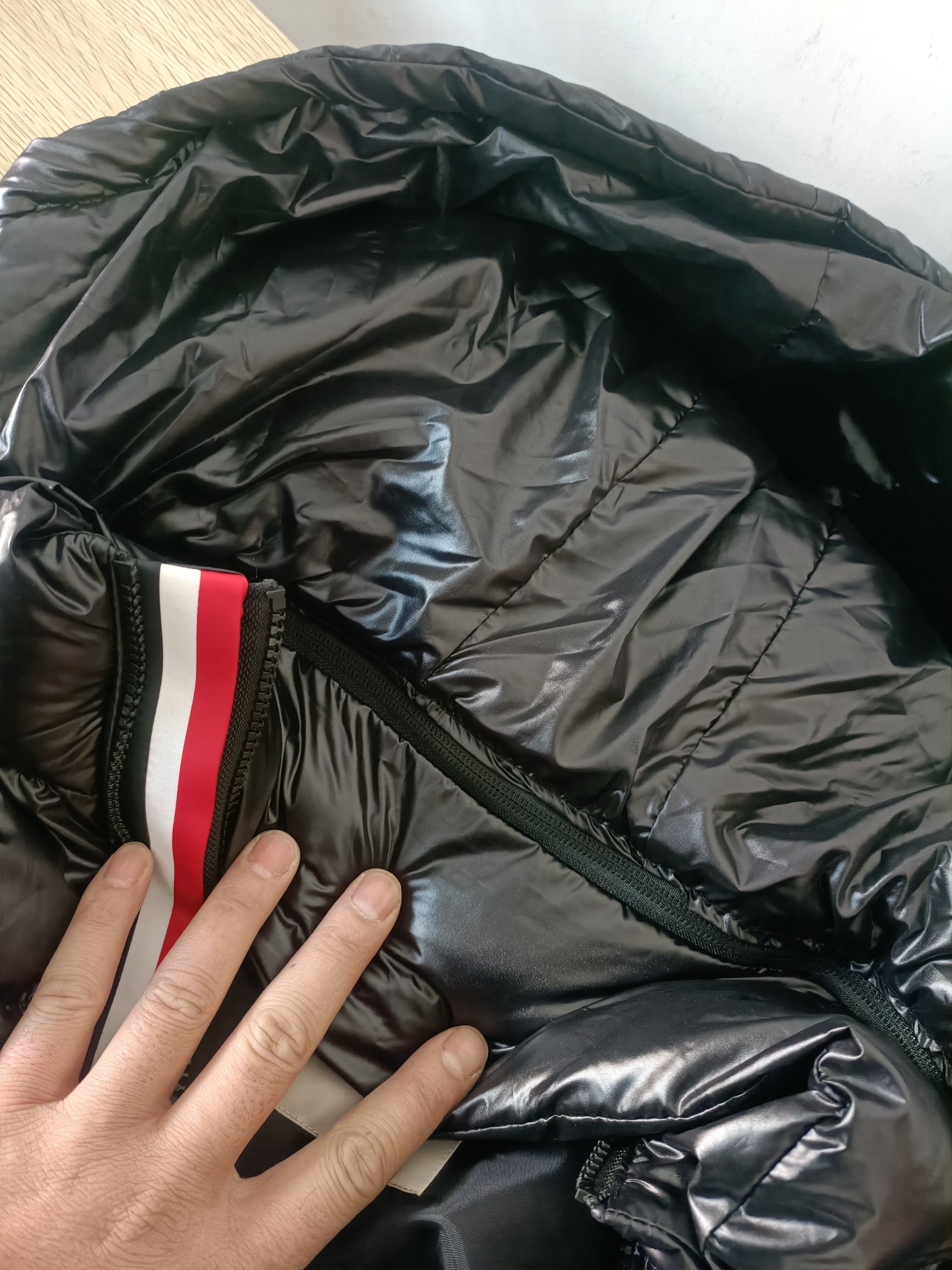 Moncler 55.99$  code 417-7637-R gallery