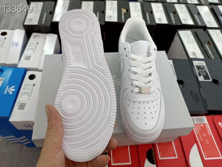 Nike Air force 1 st $29.99  CODE 475-2999-R-genuine leather gallery