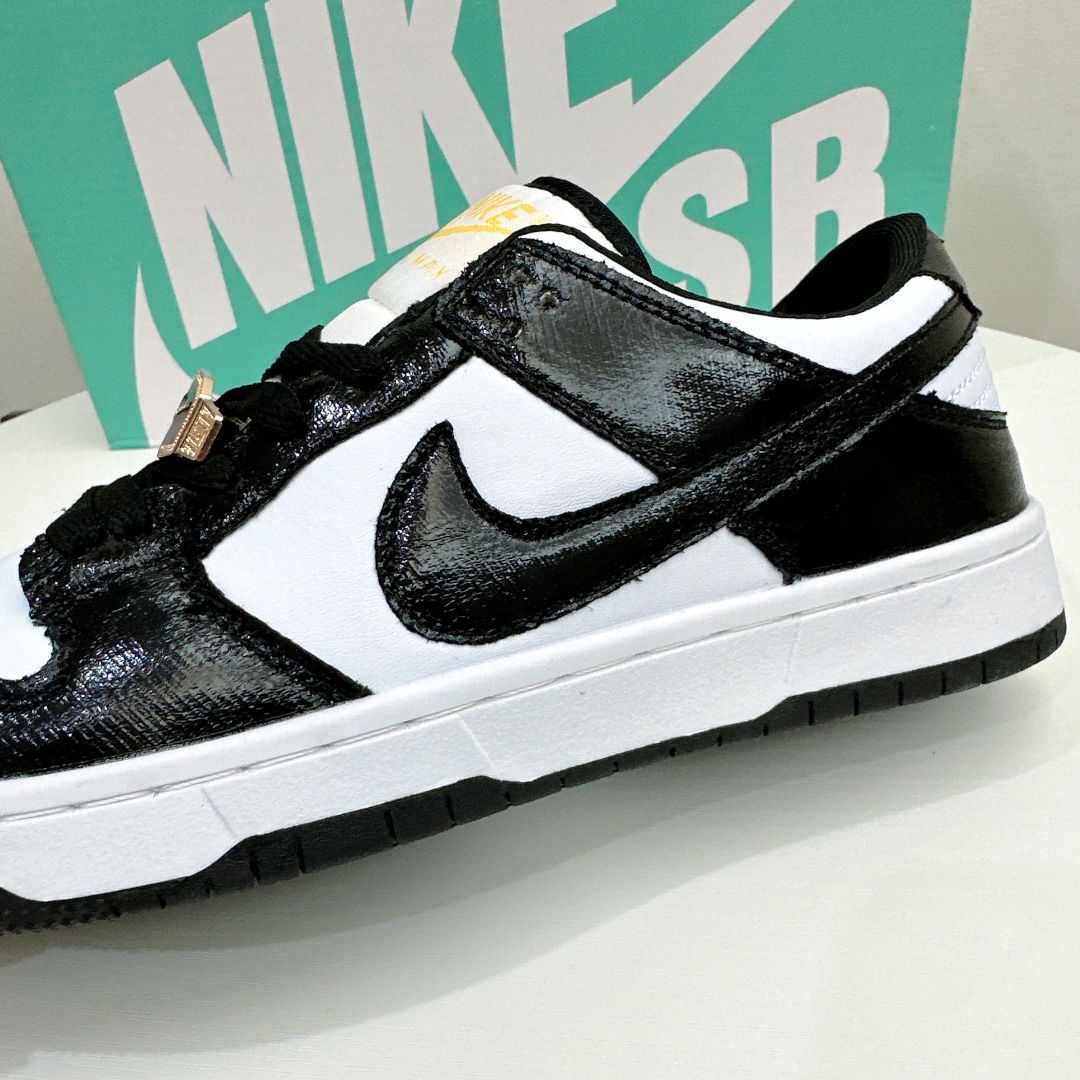 Nike SB Dunk 29.99$  code 508-6645-R gallery