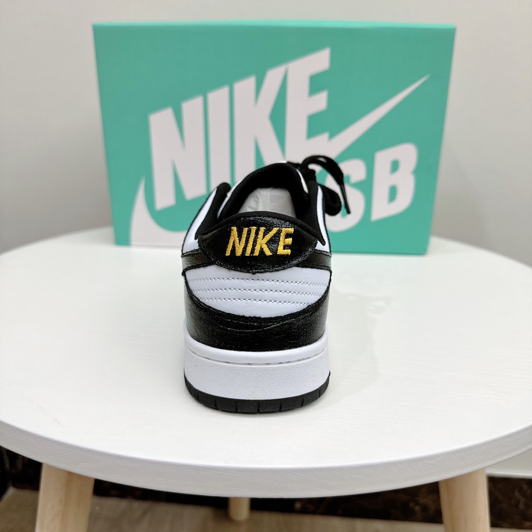 Nike SB Dunk 29.99$  code 508-6645-R gallery