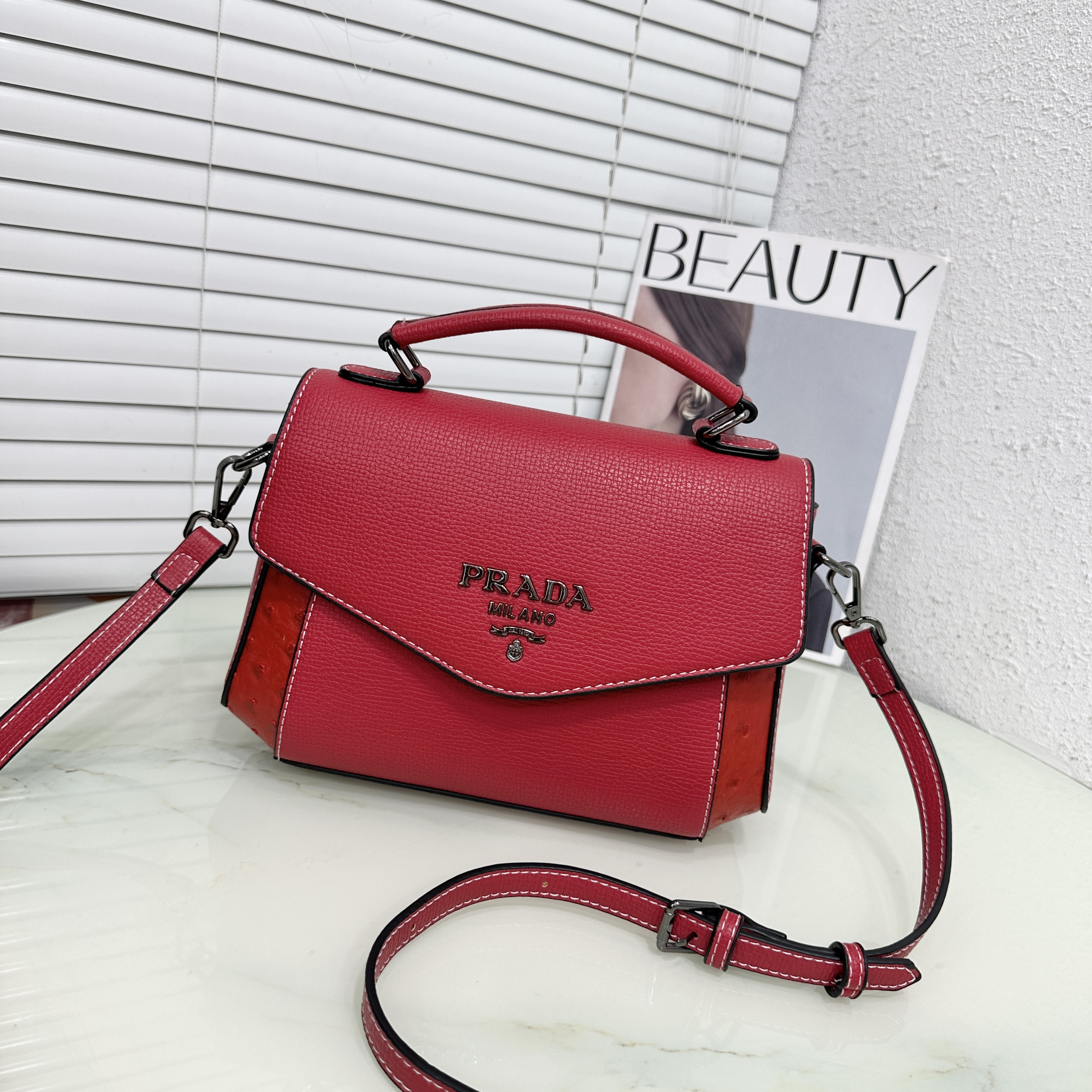 PRADA 41.47$     CODE 404-7576-R gallery