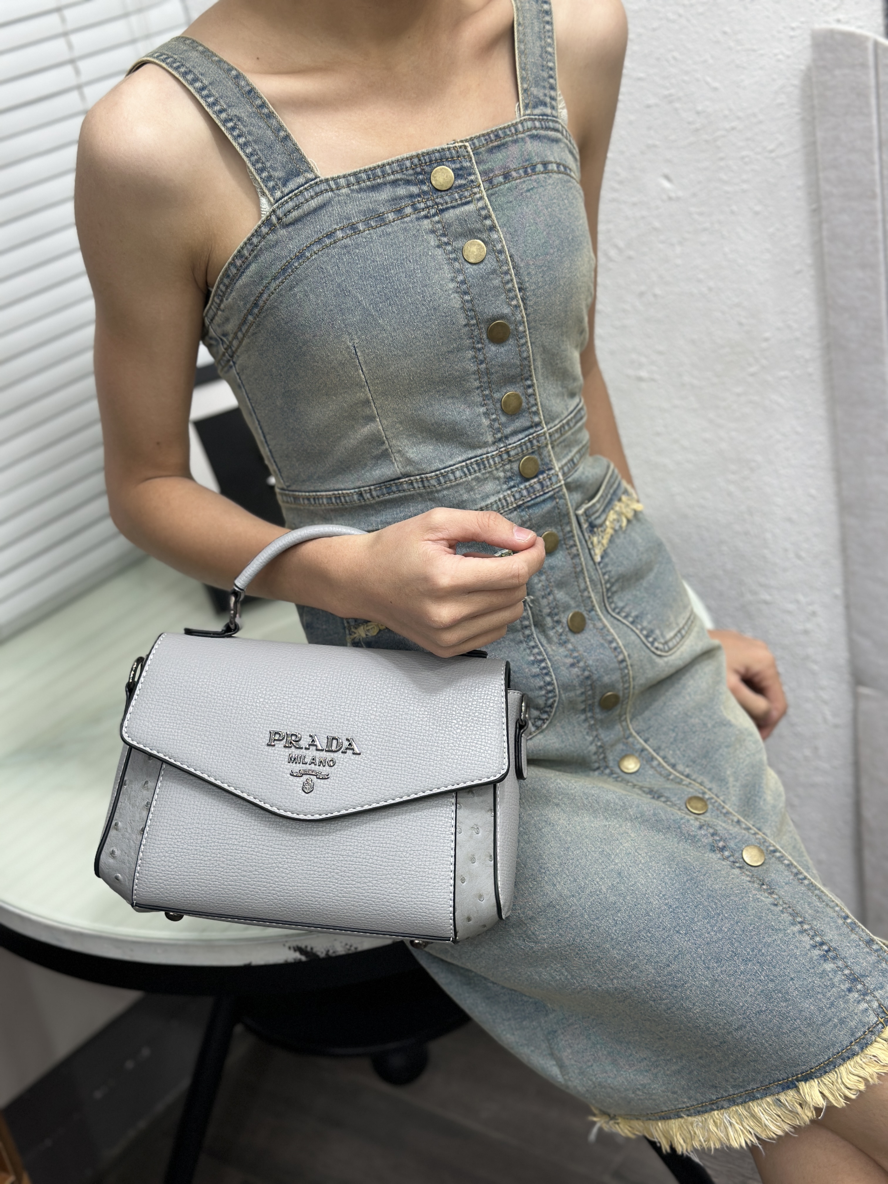 PRADA 41.47$     CODE 404-7576-R gallery