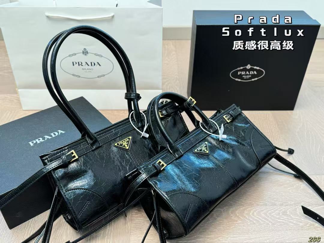 PRADA 88.01$     code 472-7374-R gallery