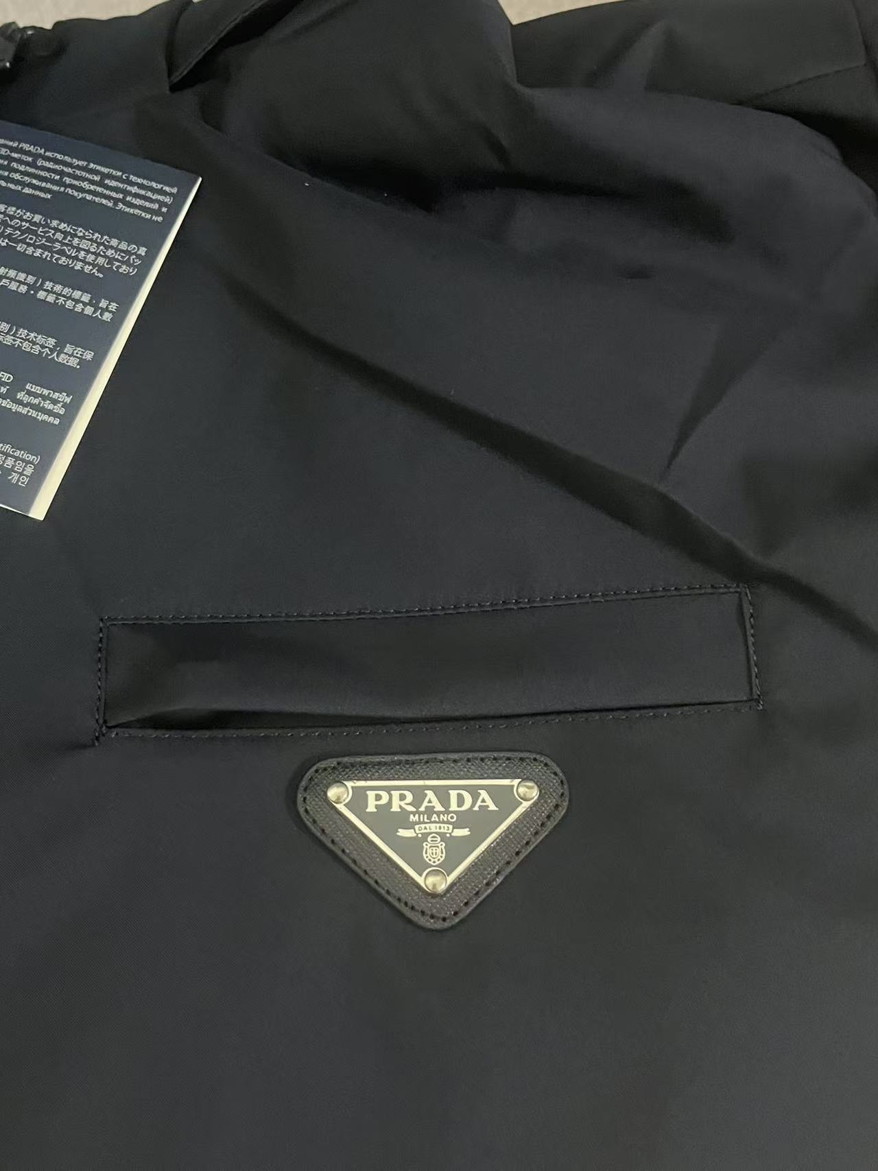 Prada  65.66$  CODE 420-7629-R gallery