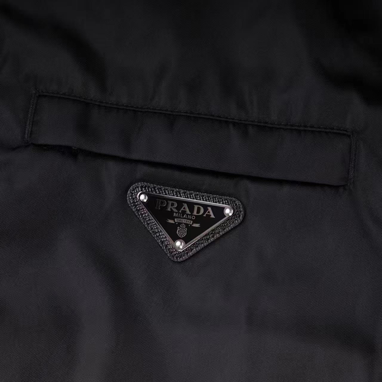 Prada  65.66$  CODE 420-7629-R gallery