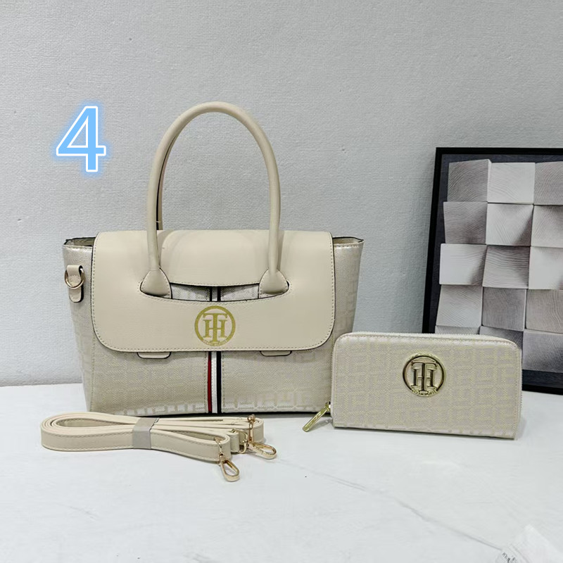 TOMMY  43.06$    CODE 404-7579-R gallery