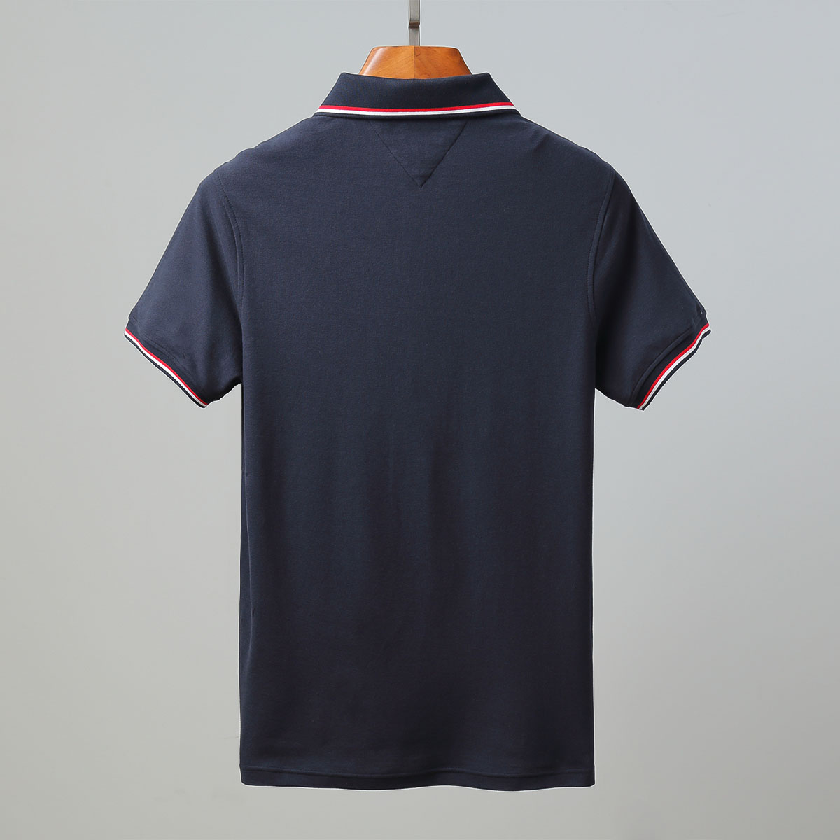 TOMMY 27.75$  CODE 268-6656-R gallery