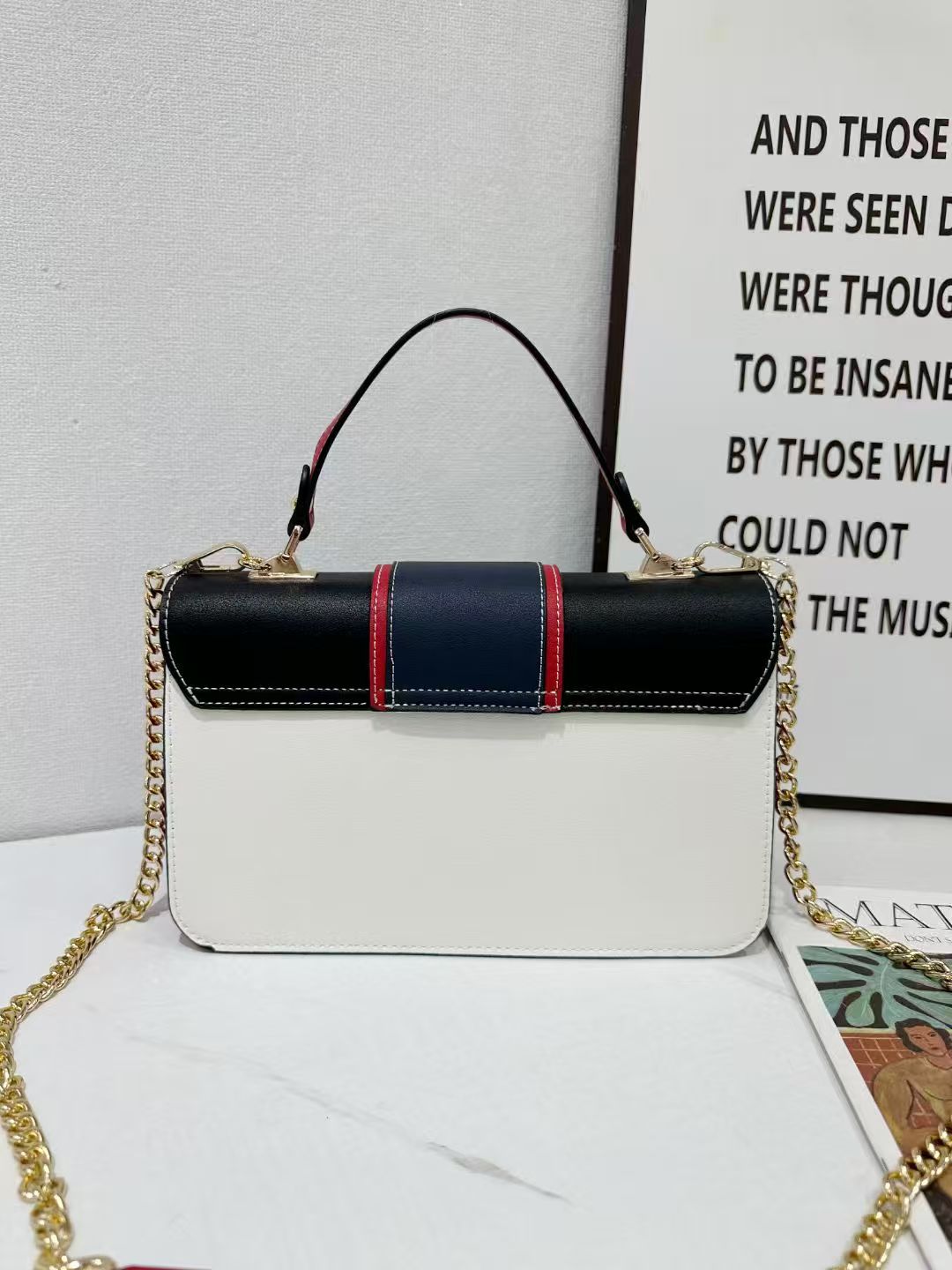 TOMMY 38.3$   CODE 404-7580-R gallery