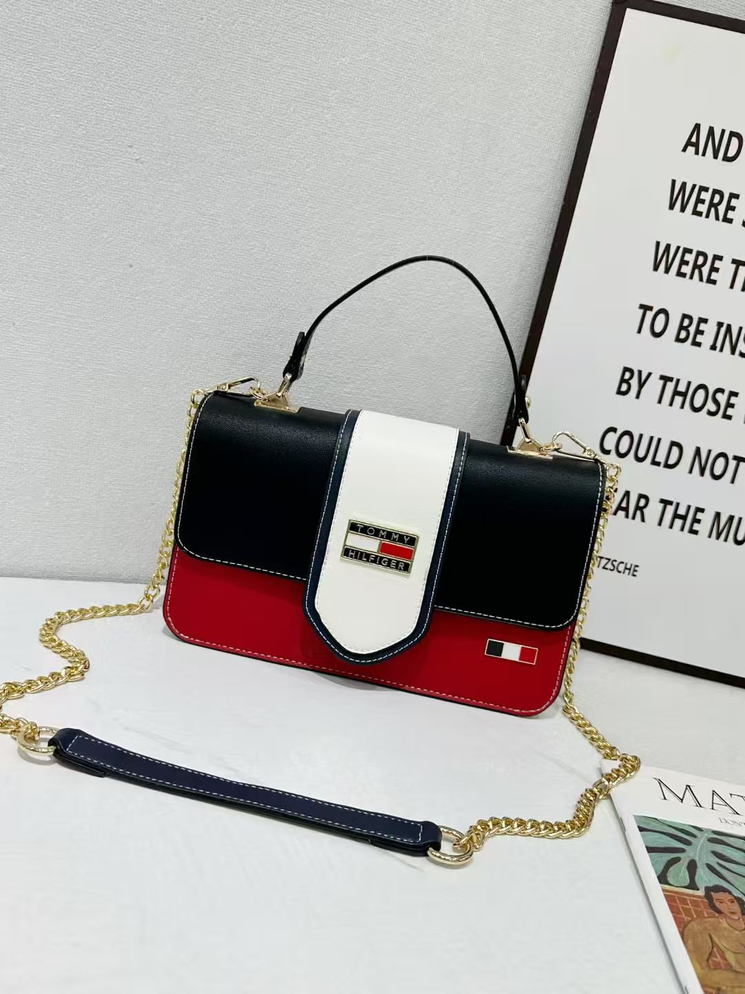 TOMMY 38.3$   CODE 404-7580-R gallery