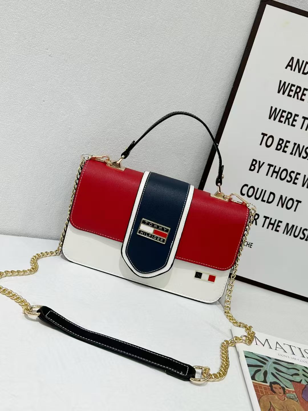 TOMMY 38.3$   CODE 404-7580-R gallery