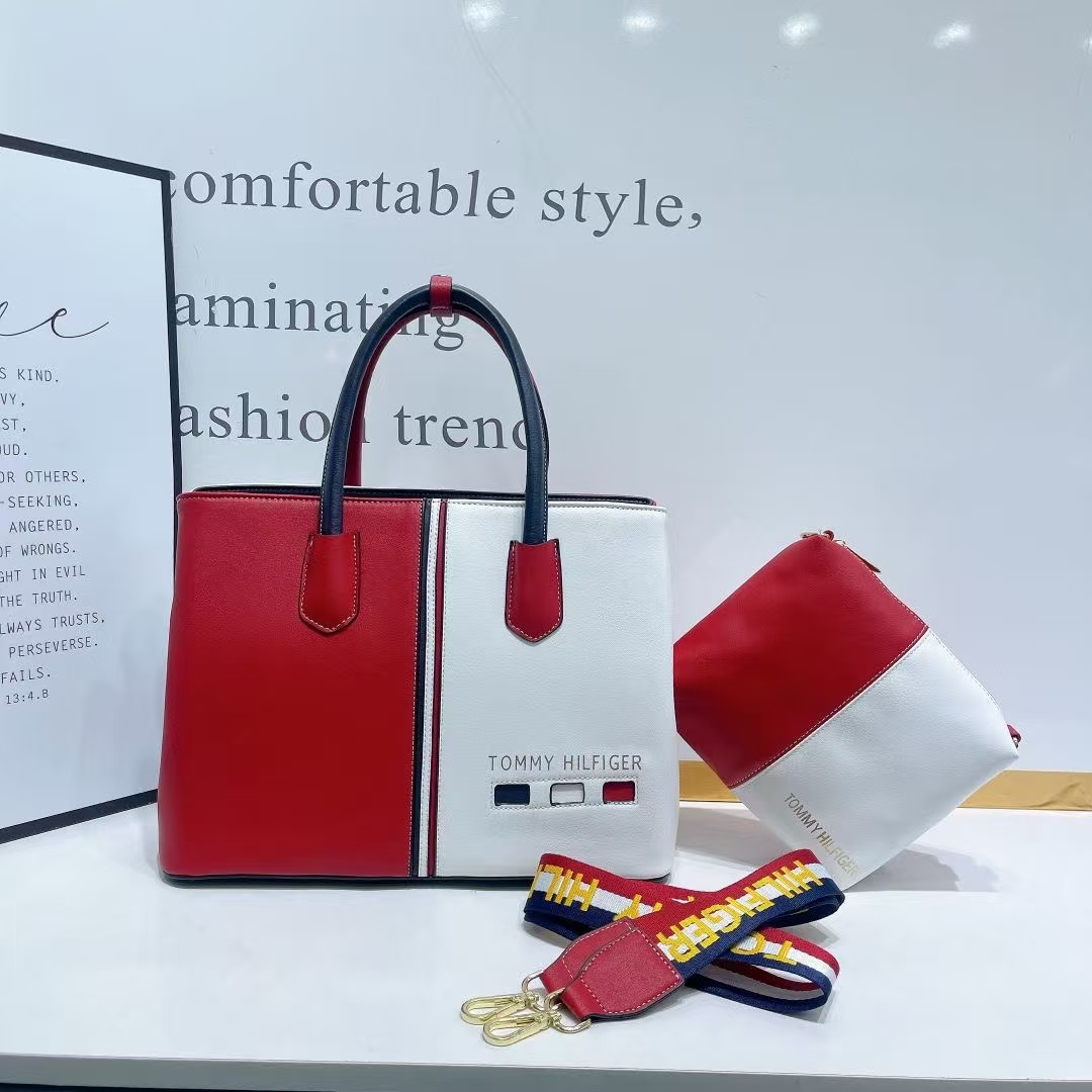 TOMMY 39.89$   CODE 404-7582-R gallery