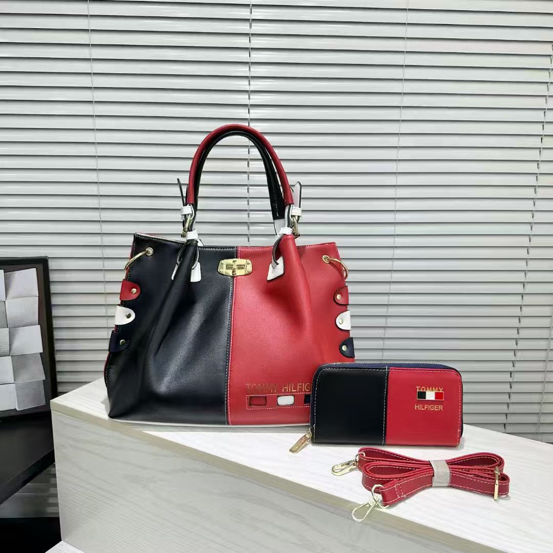 TOMMY 39.89$ CODE 404-7583-R gallery
