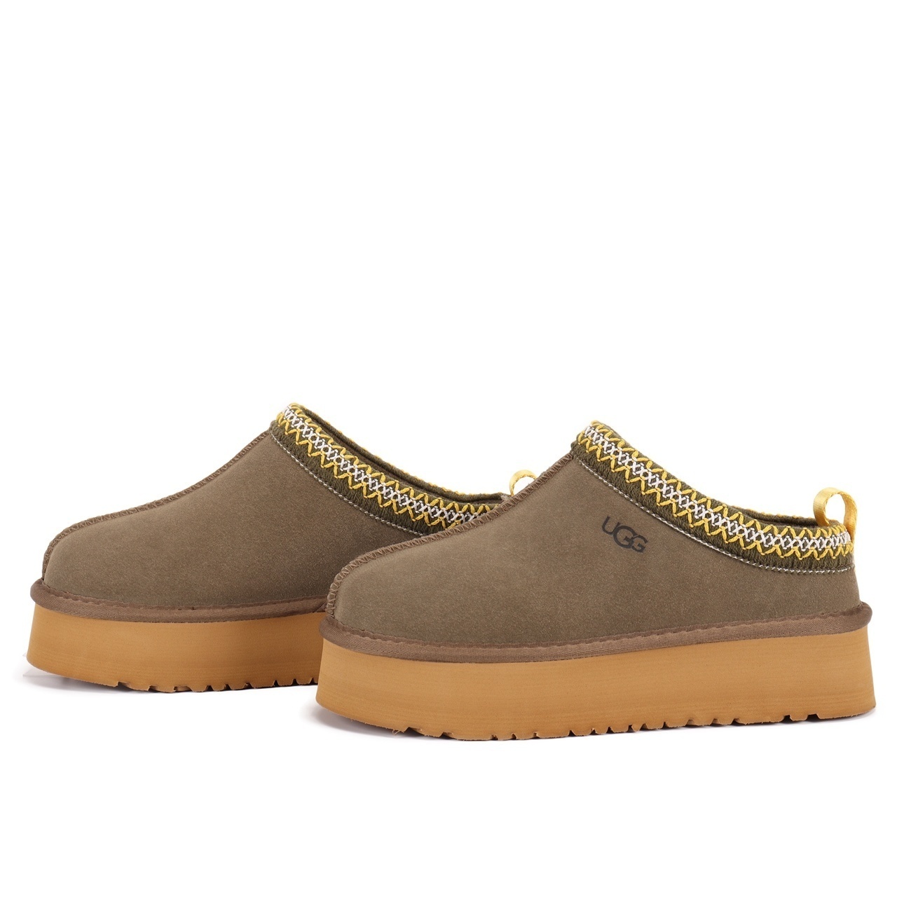 UGG  45.99$   code 279-7605-R gallery