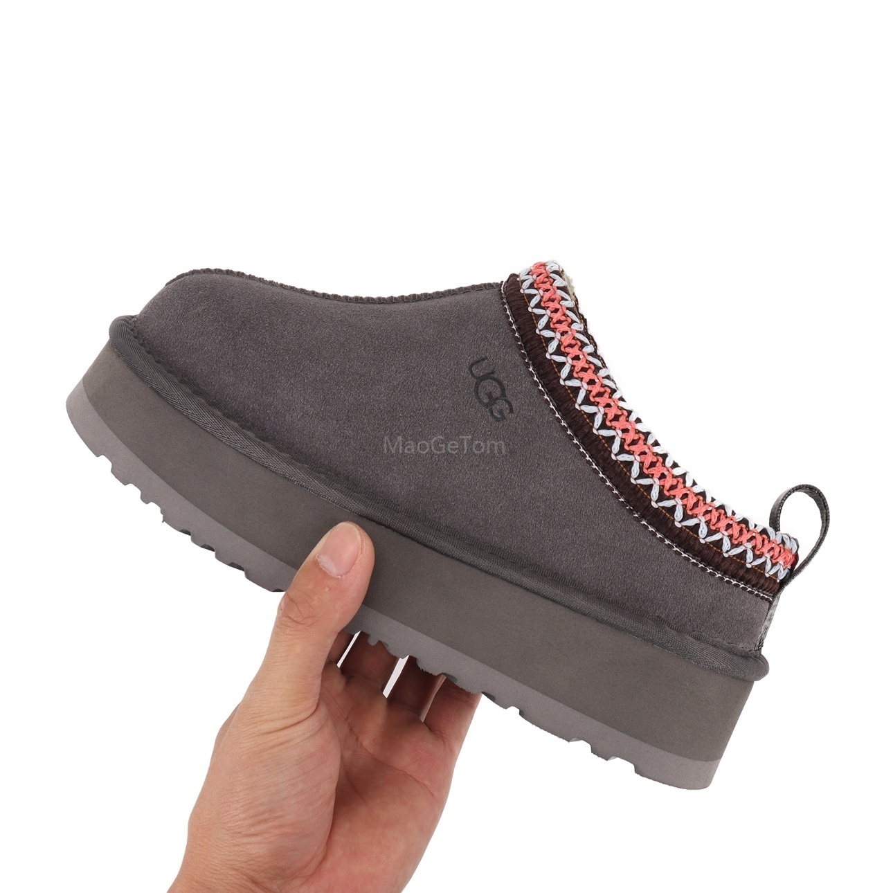 UGG  45.99$   code 279-7605-R gallery