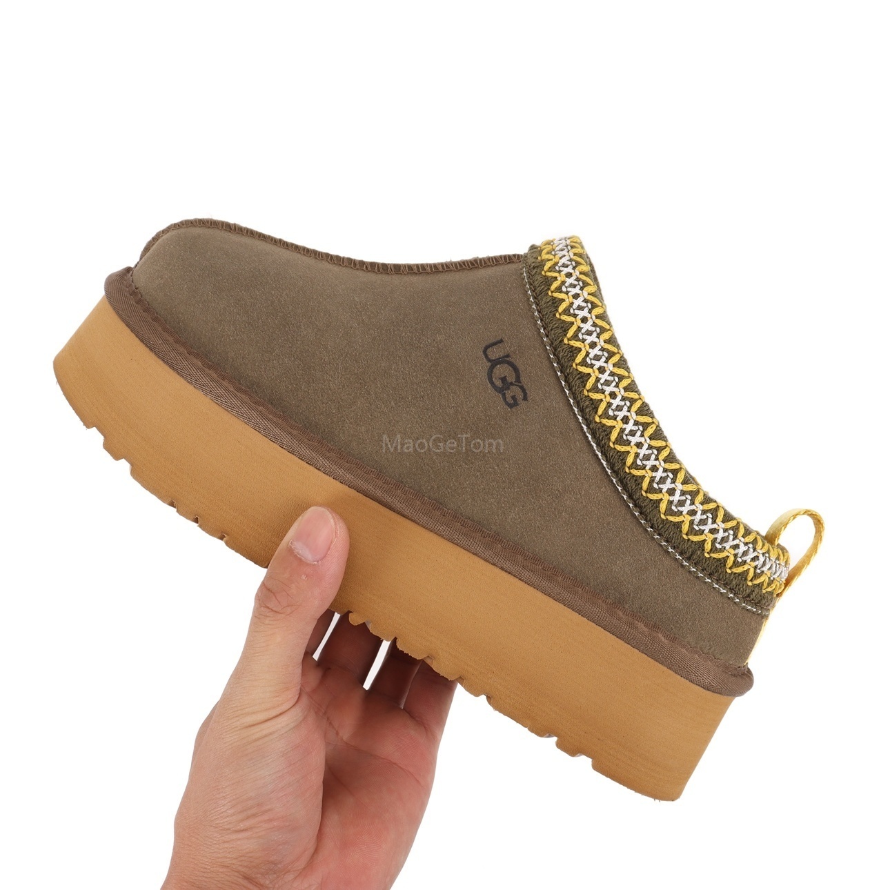 UGG  45.99$   code 279-7605-R gallery
