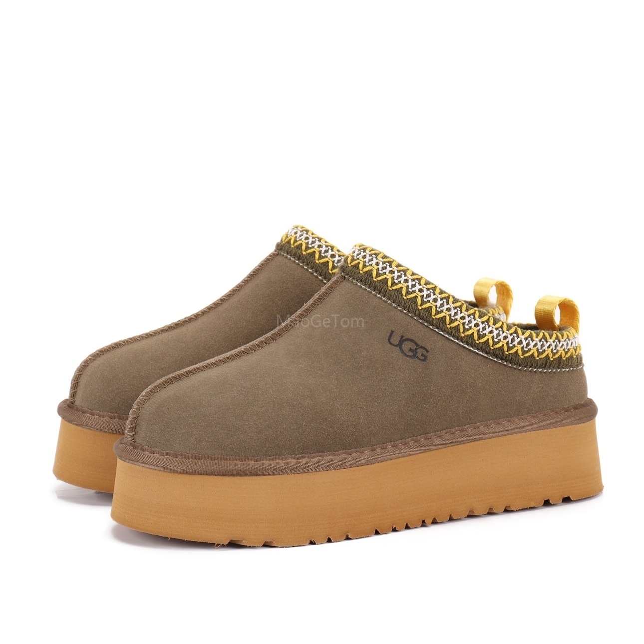 UGG  45.99$   code 279-7605-R gallery