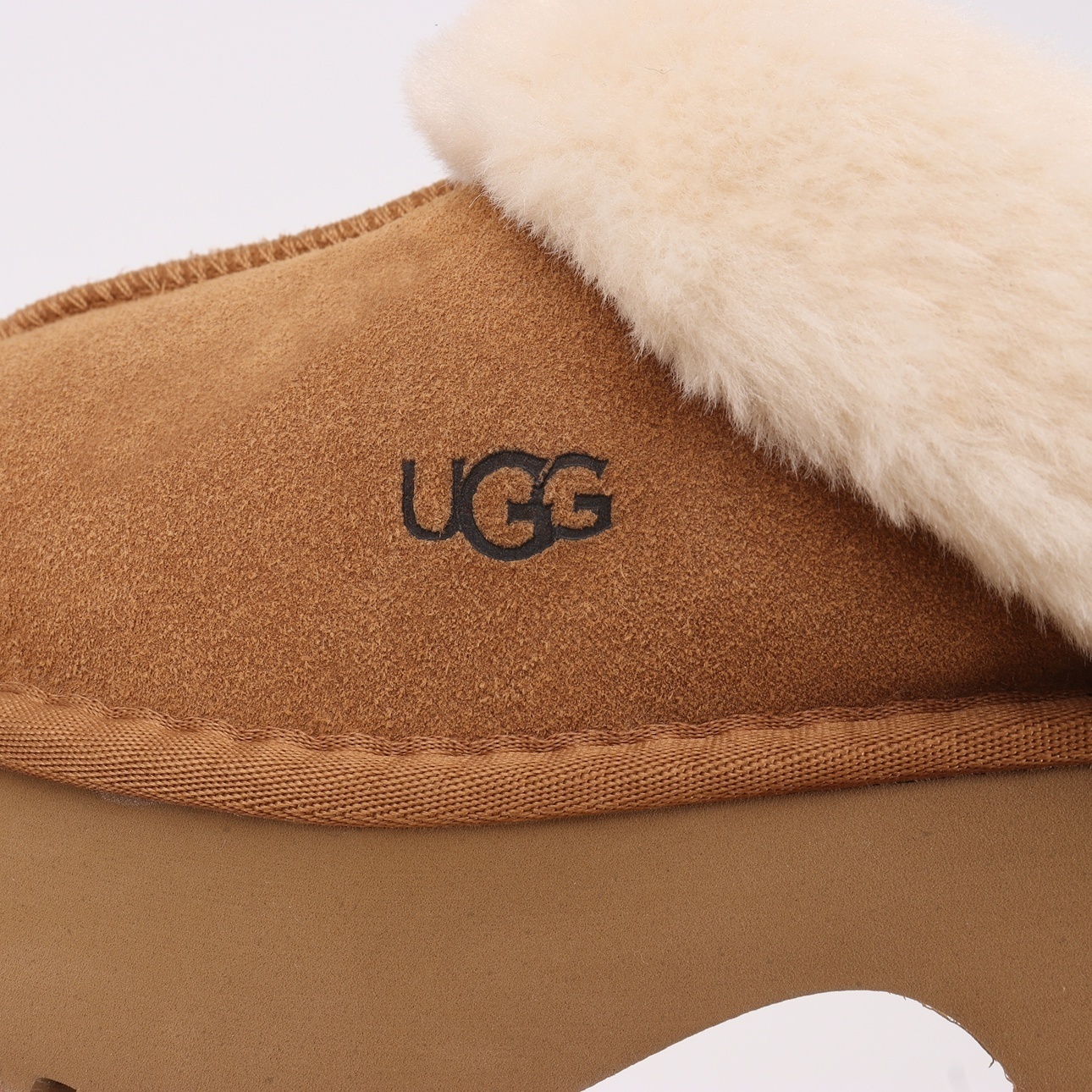 UGG  45.99$   code 279-7608-R gallery