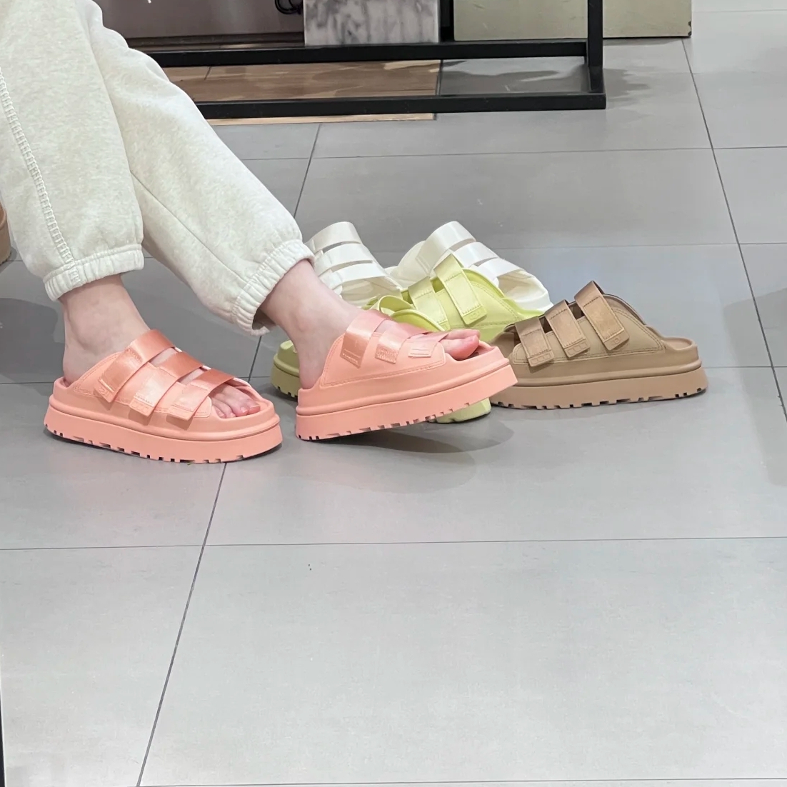 UGG 79.99$  code 560-7438-R gallery