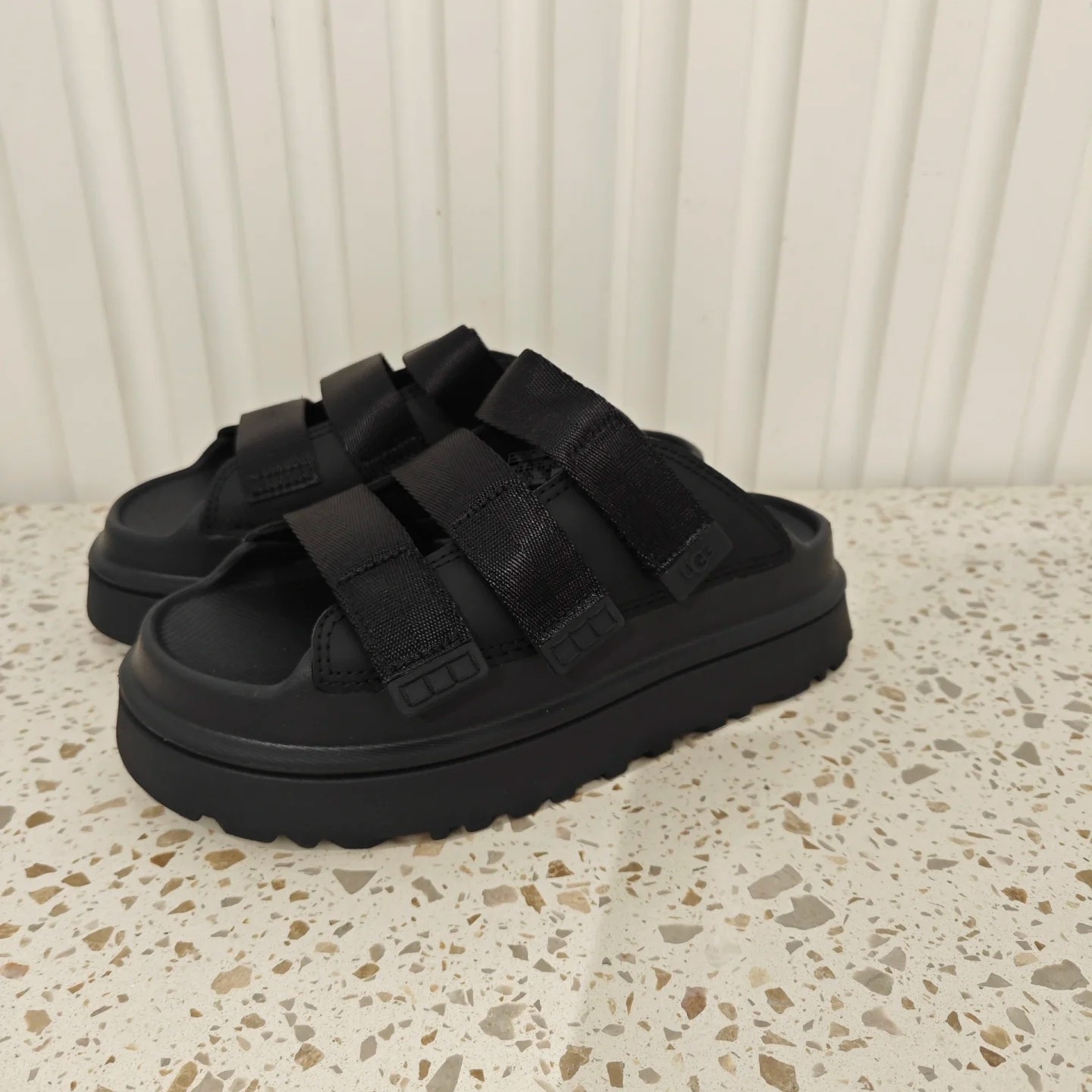 UGG 79.99$  code 560-7438-R gallery