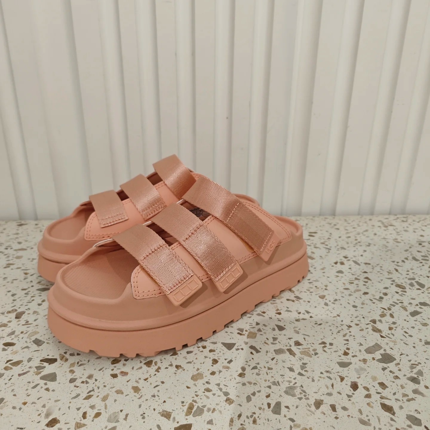 UGG 79.99$  code 560-7438-R gallery