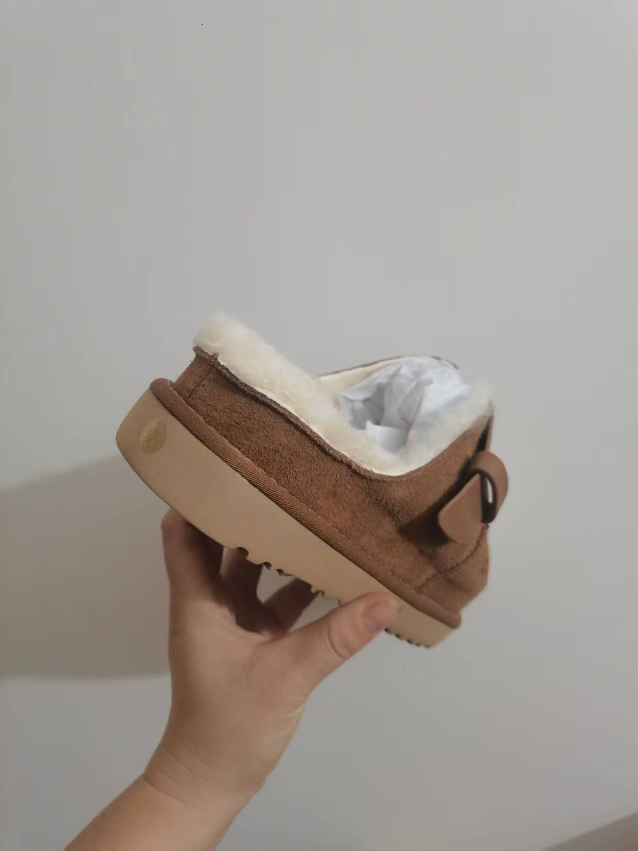 UGG 90.46$    code 525-7473-R gallery