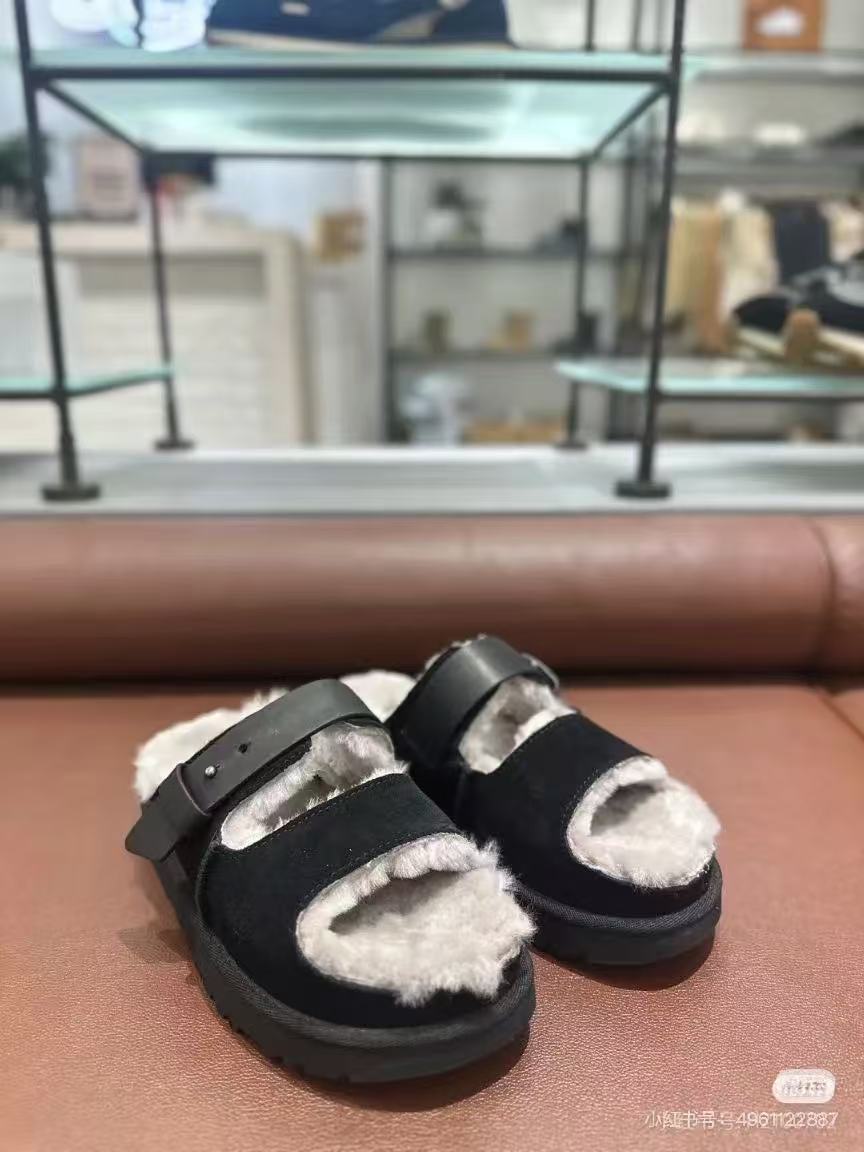 UGG 90.46$    code 525-7473-R gallery