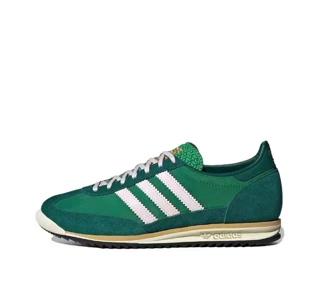 adidas  54.95$    code 351-7474-R gallery