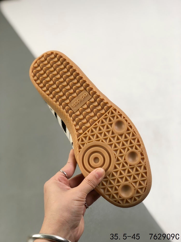 adidas 48.61$    code 351-7602-R gallery