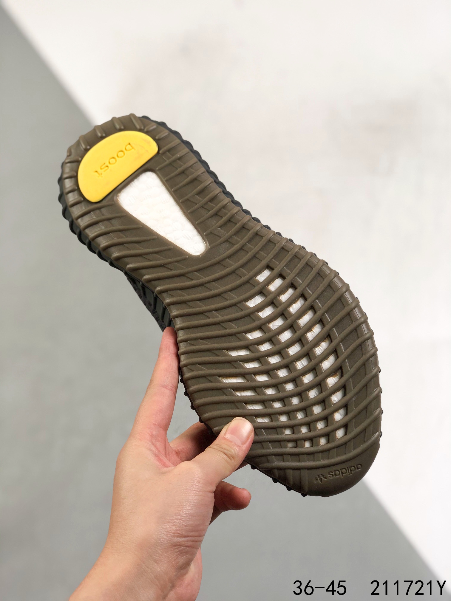 code351-5921-R  AdidasYeezy Boost 350 V $39.22 gallery