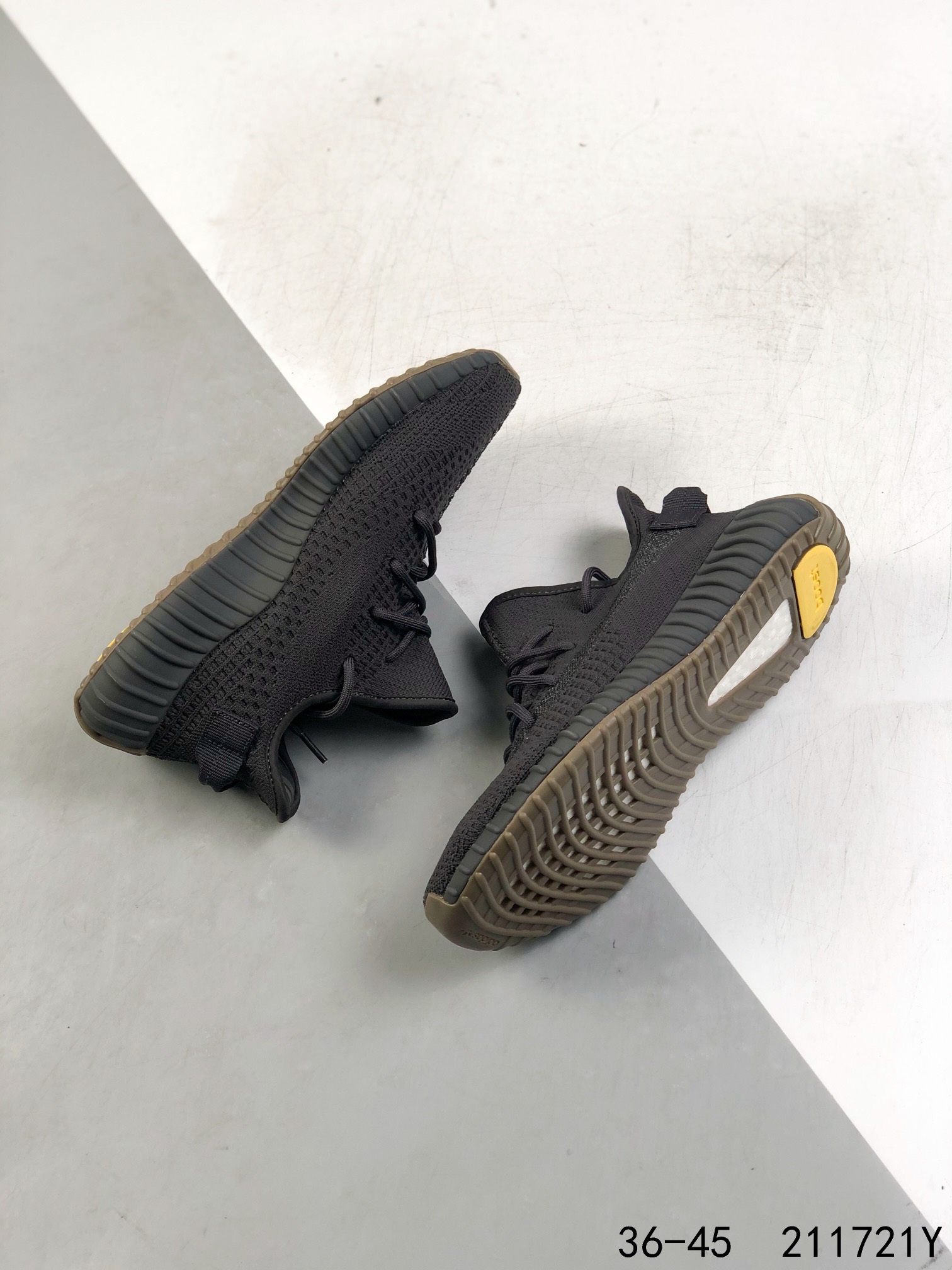 code351-5921-R  AdidasYeezy Boost 350 V $39.22 gallery