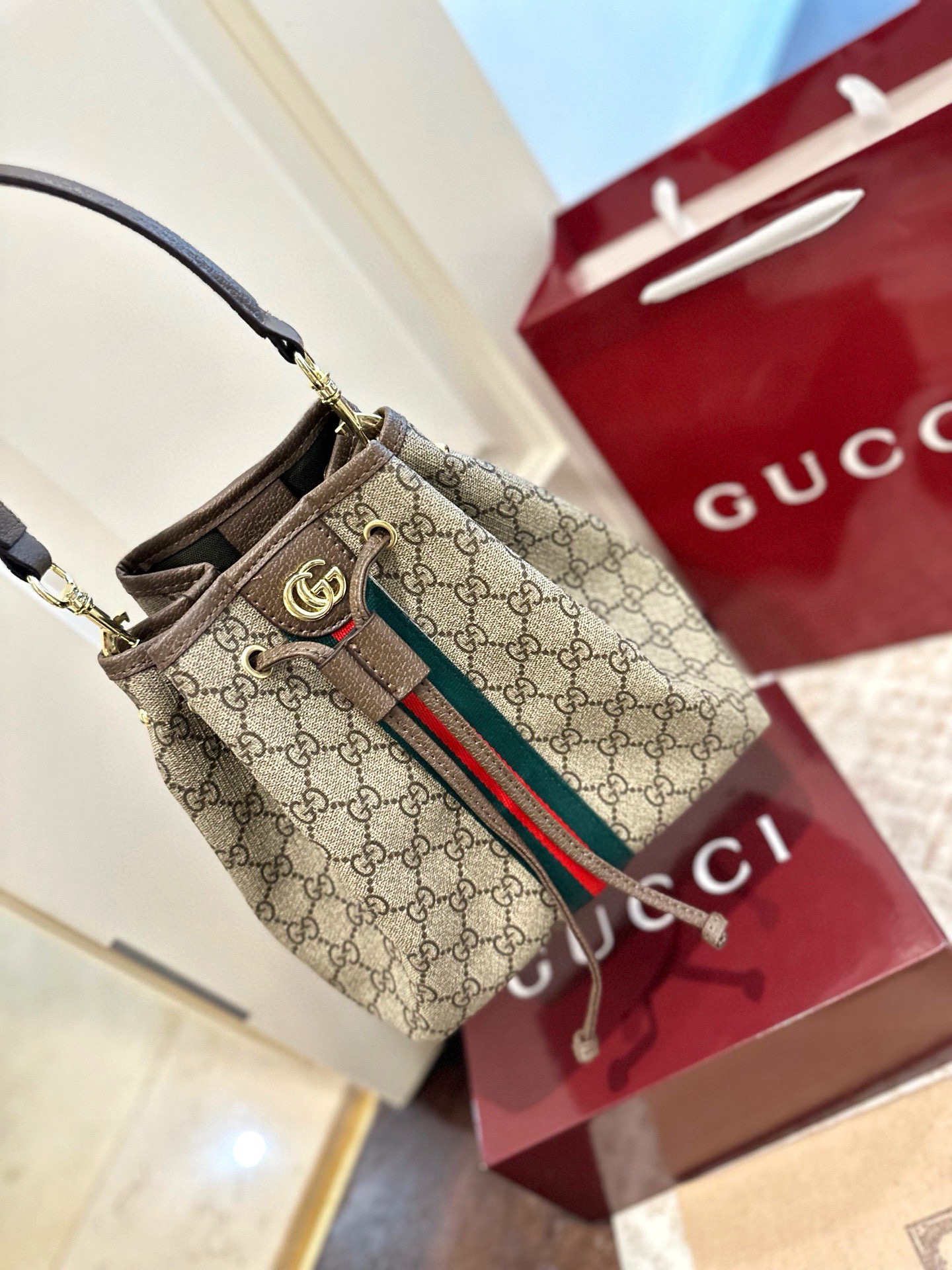 gucci 59.99$  code 429-7591-R gallery