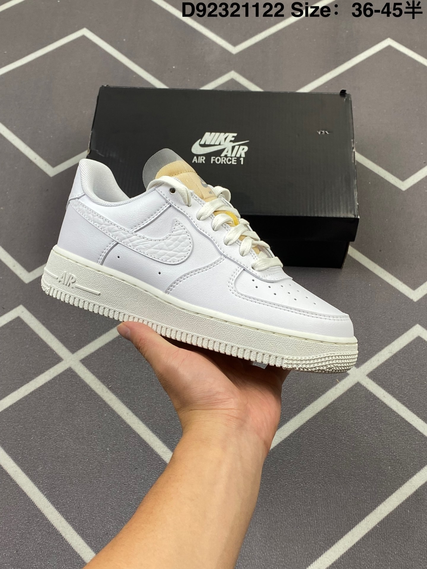 nike 63.12$    code 351-7528-R gallery